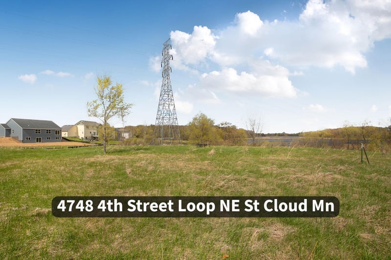 4748 4th Street Loop NE, Saint Cloud, MN 56304