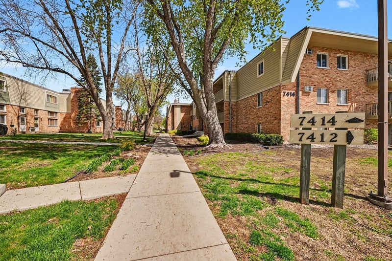 7414 W 22nd St #312, Saint Louis Park, MN 55426