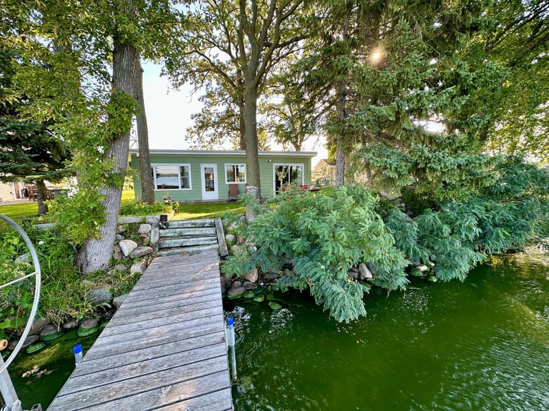 5762 165th St NE, Atwater, MN 56209