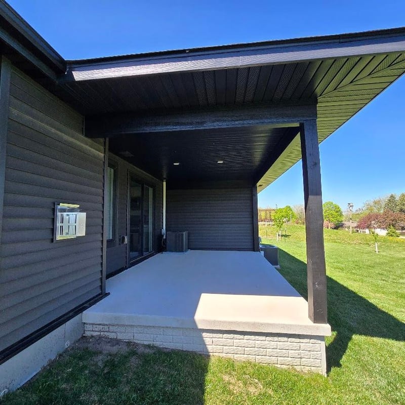 307 Sunset Ave, Mountain Lake, MN 56159