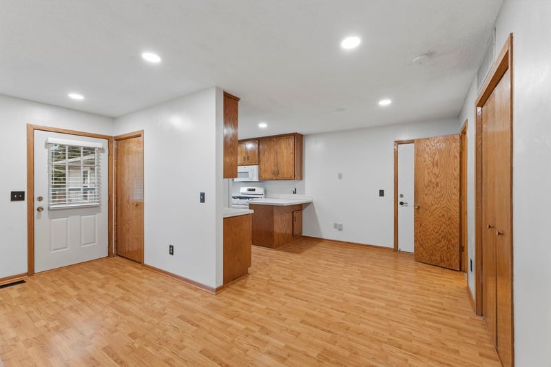 11105 Drake St NW, Coon Rapids, MN 55433