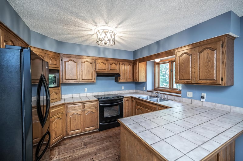 3971 Denmark Ave, Eagan, MN 55123