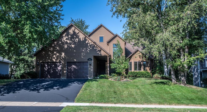 3971 Denmark Ave, Eagan, MN 55123