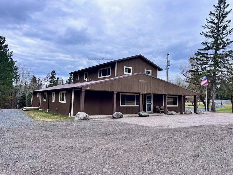 5713 Crane Lake Rd, Buyck, MN 55771