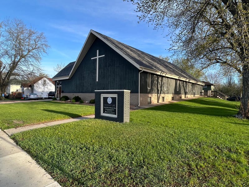 627 Clary St, Worthington, MN 56187