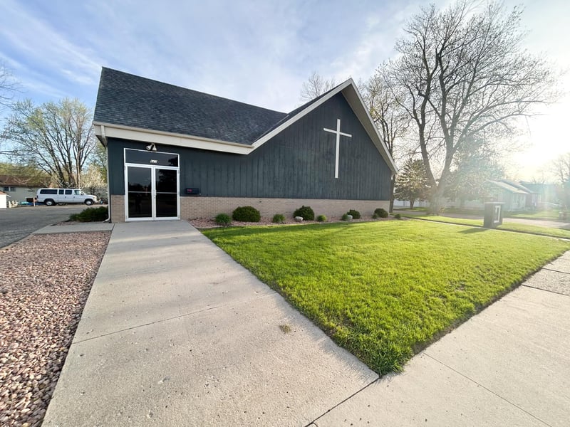 627 Clary St, Worthington, MN 56187
