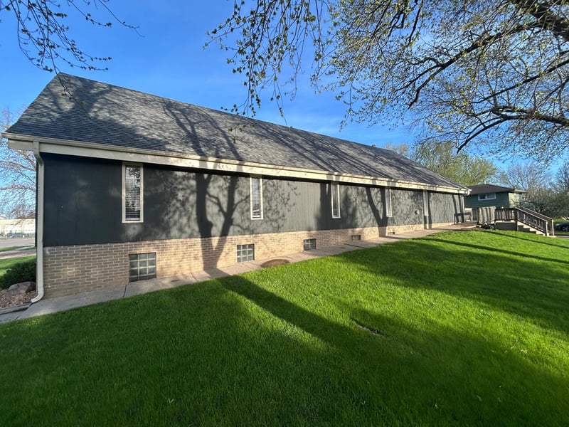 627 Clary St, Worthington, MN 56187