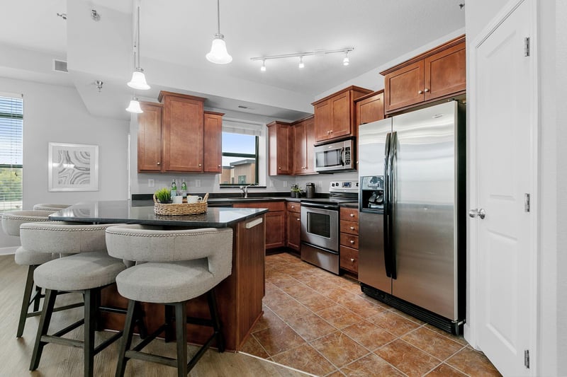 1155 Ford Rd #402, Saint Louis Park, MN 55426