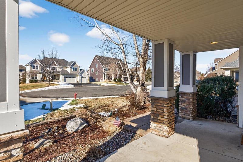 7472 Olive Ln N, Maple Grove, MN 55311