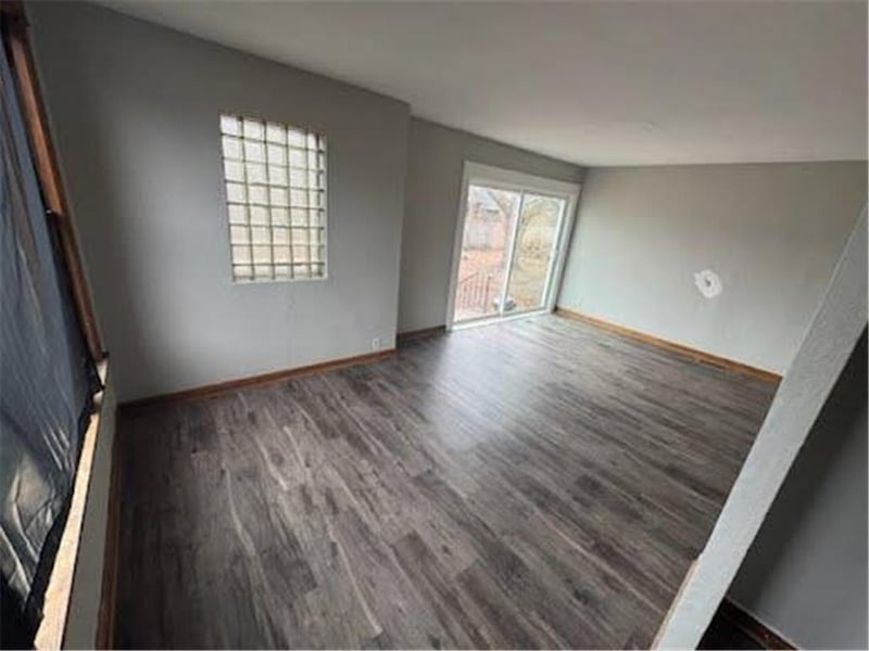 216 5th Ave S, South Saint Paul, MN 55075