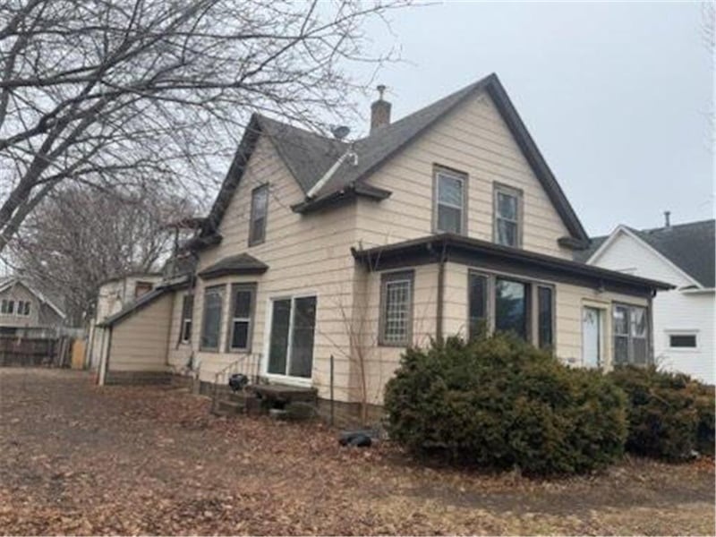 216 5th Ave S, South Saint Paul, MN 55075
