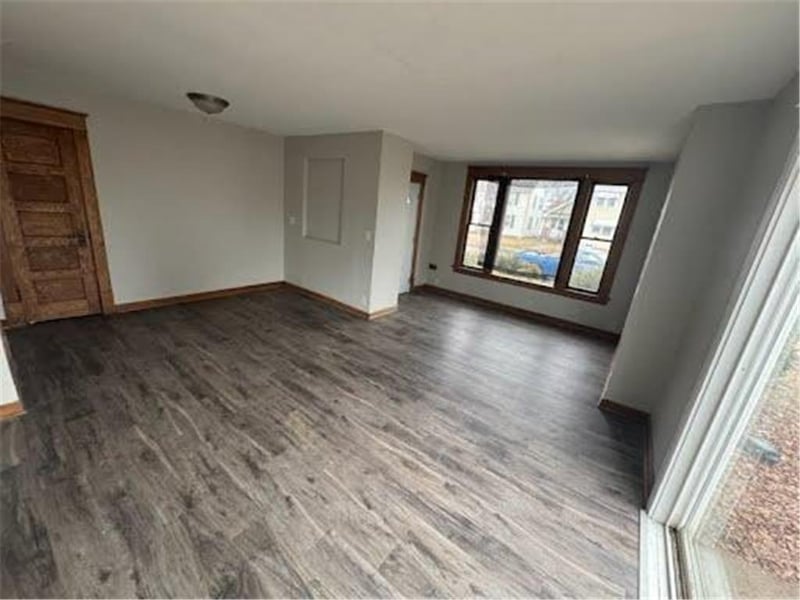 216 5th Ave S, South Saint Paul, MN 55075