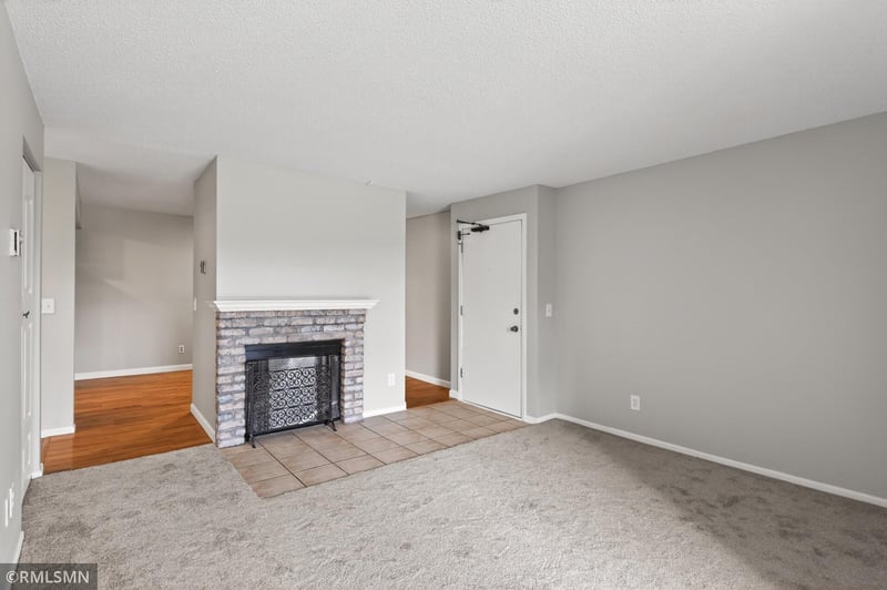 400 Shelard Pw #203, Saint Louis Park, MN 55426