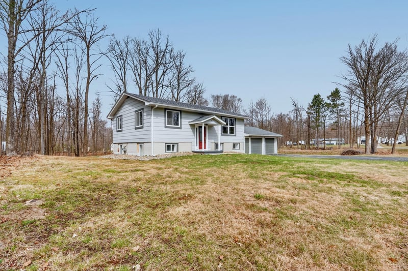 814 Rogers Ave, Grand Rapids, MN 55744