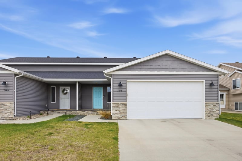 708 3rd Ave NE, Dilworth, MN 56529