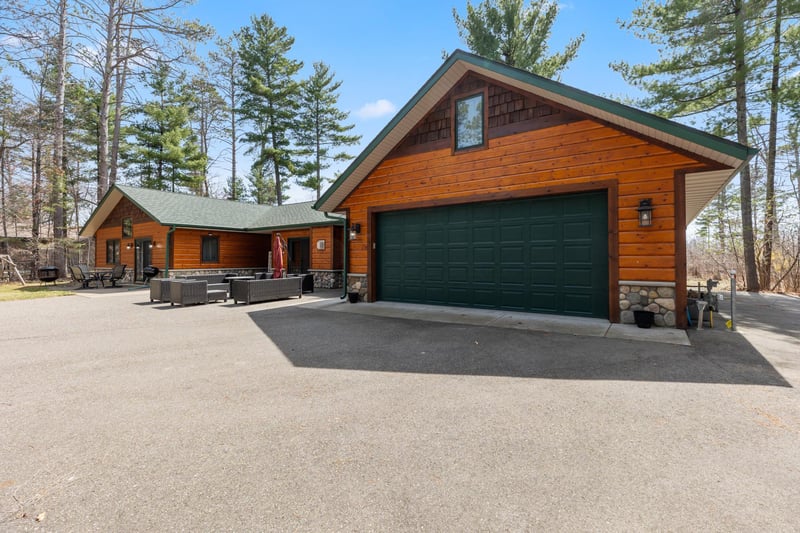 6129 Bittersweet Ln, Nisswa, MN 56468