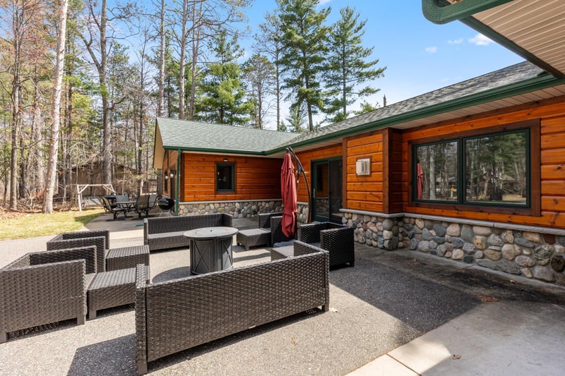 6129 Bittersweet Ln, Nisswa, MN 56468
