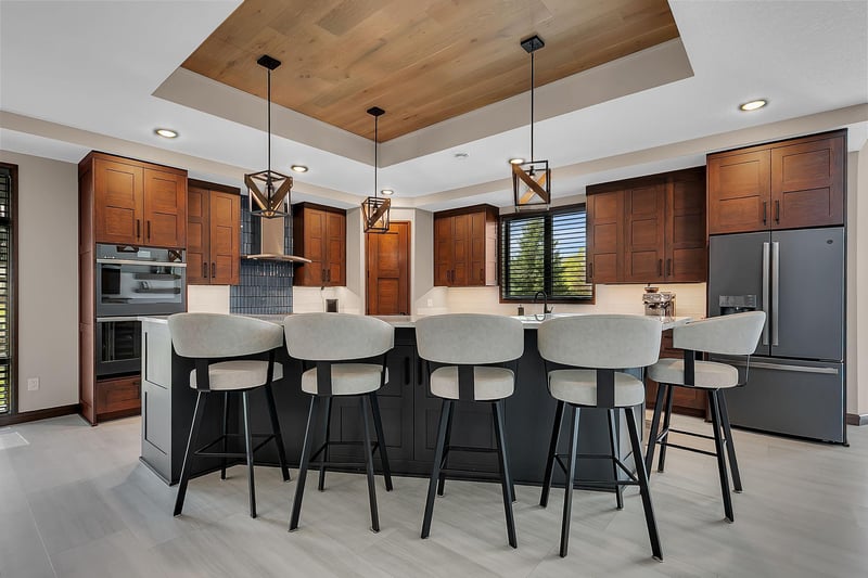 2137 Tamarack Dr, Saint Cloud, MN 56301