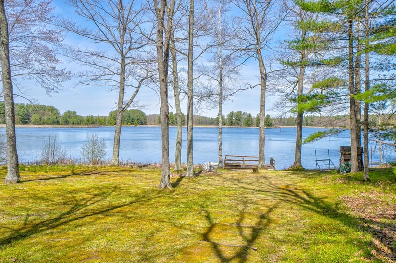 11404 N Farnsworth Rd, Hayward, WI 54843