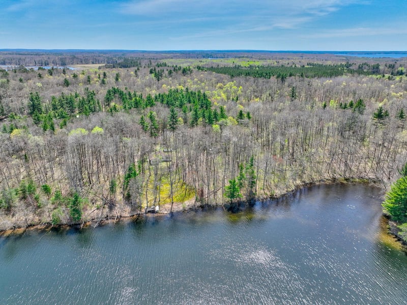 11404 N Farnsworth Rd, Hayward, WI 54843