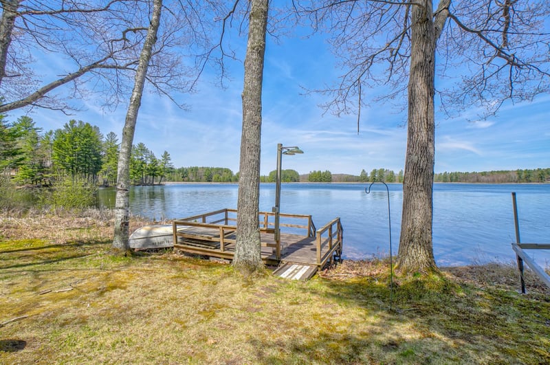 11404 N Farnsworth Rd, Hayward, WI 54843