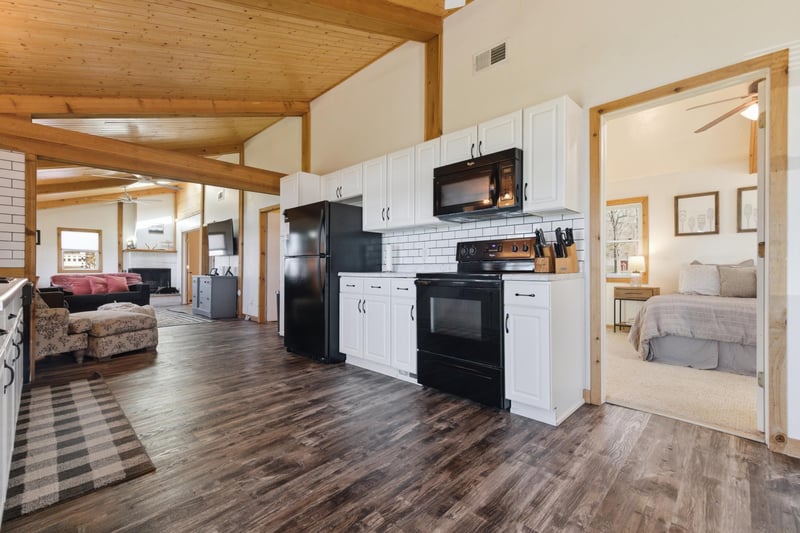 9696 Winona Way, Onamia, MN 56359