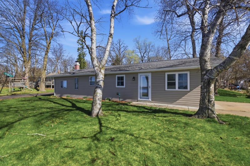 9696 Winona Way, Onamia, MN 56359