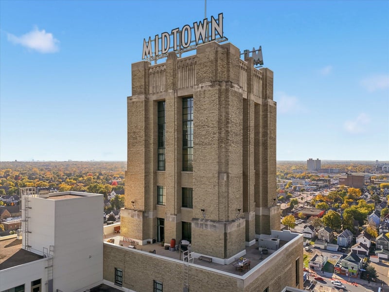 2929 Chicago Ave #1002, Minneapolis, MN 55407
