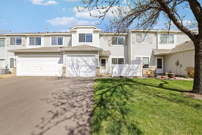 7102 Quarry Ave NE, Otsego, MN 55330