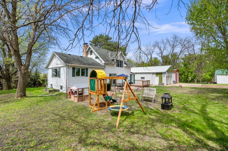 1730 E 260th St, New Prague, MN 56071