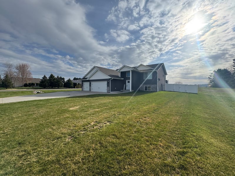 17632 Grace Ln, Little Falls, MN 56345