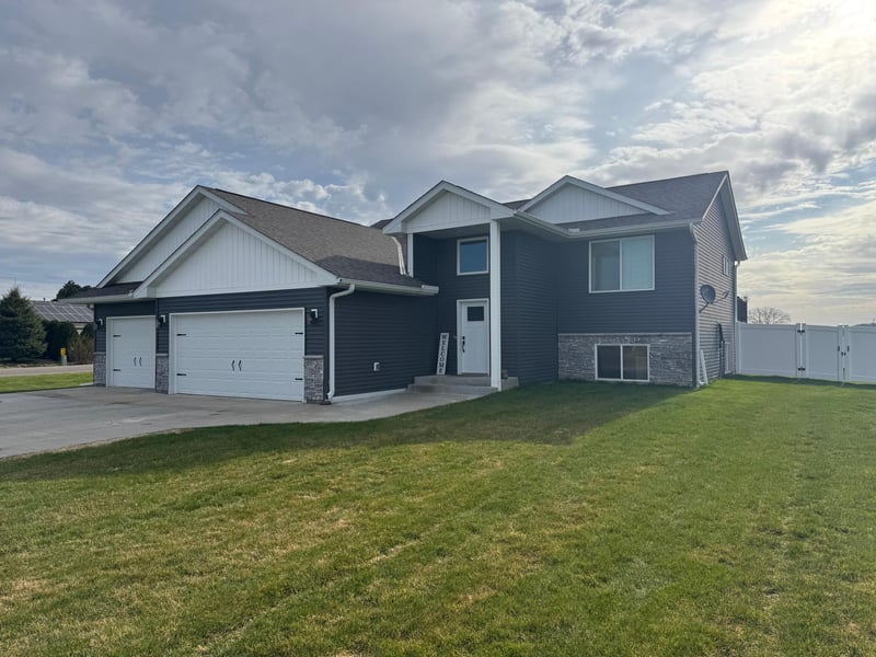 17632 Grace Ln, Little Falls, MN 56345