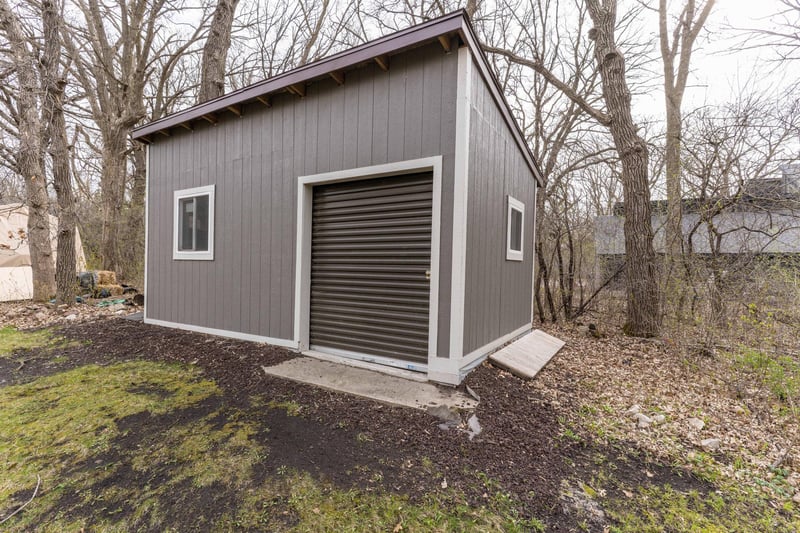 728 S Woodland Dr, Fergus Falls, MN 56537
