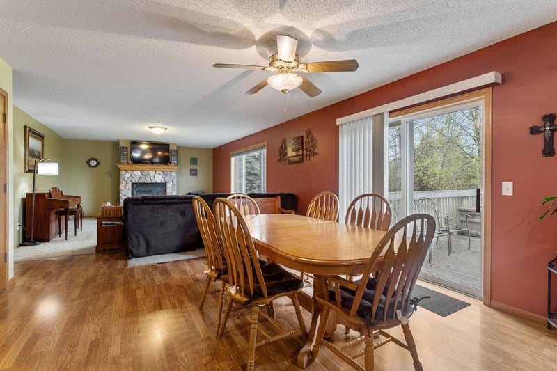 7531 E 250th St, Elko New Market, MN 55020