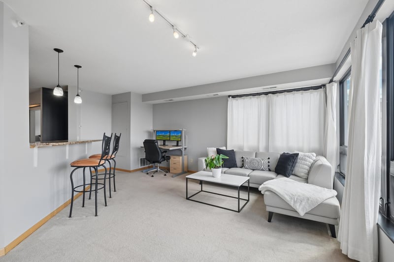 7601 Aldrich Ave S #401, Richfield, MN 55423