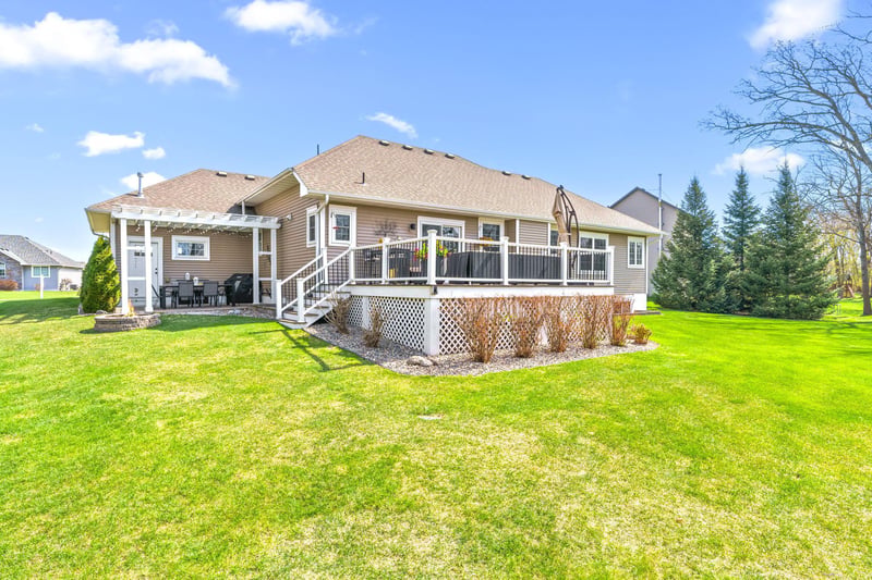 4661 382nd Dr, North Branch, MN 55056