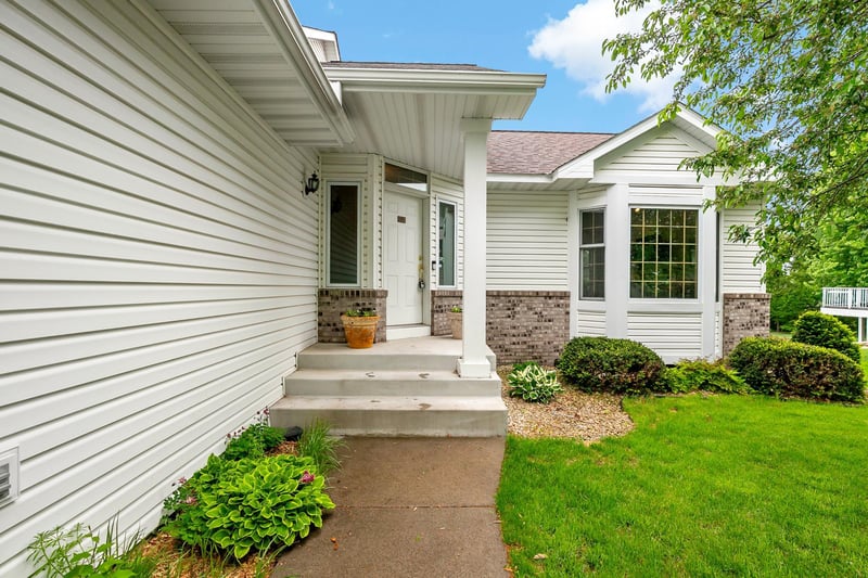 2801 87th Trl N, Brooklyn Park, MN 55443