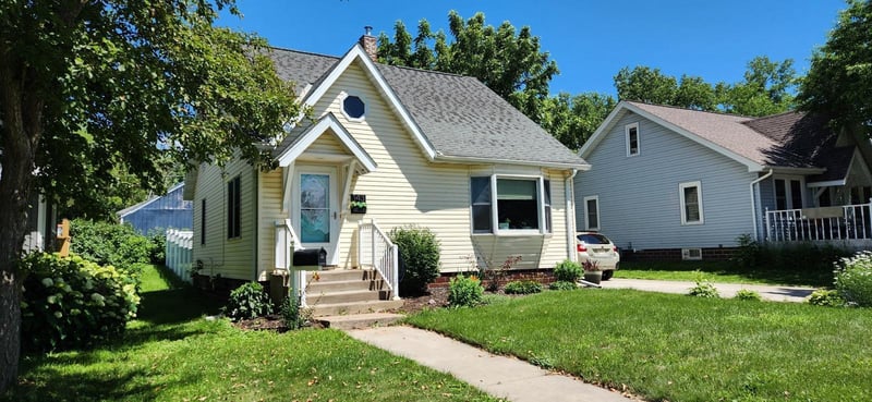 143 Maple St E, Amery, WI 54001