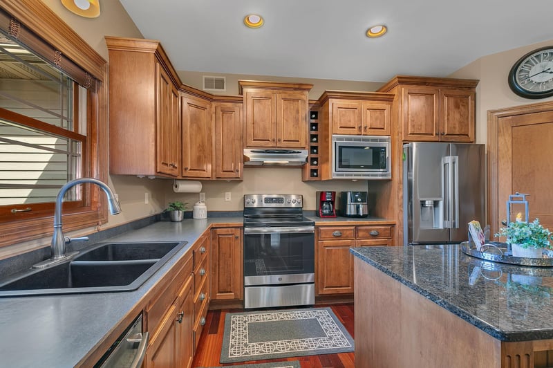 3629 Southridge Ct, Saint Cloud, MN 56301