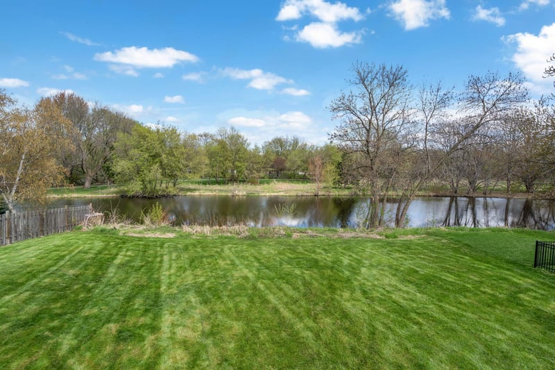 2910 Alvarado Ln N, Plymouth, MN 55447