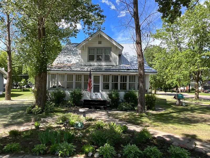 430 1st Ave N, Long Prairie, MN 56347