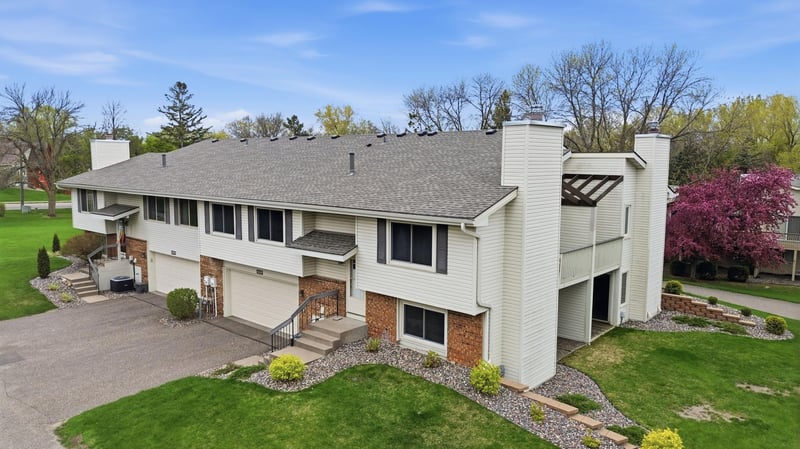 4126 Goldenrod Ln N, Plymouth, MN 55441