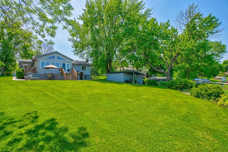 29645 Neal Ave, Lindstrom, MN 55045