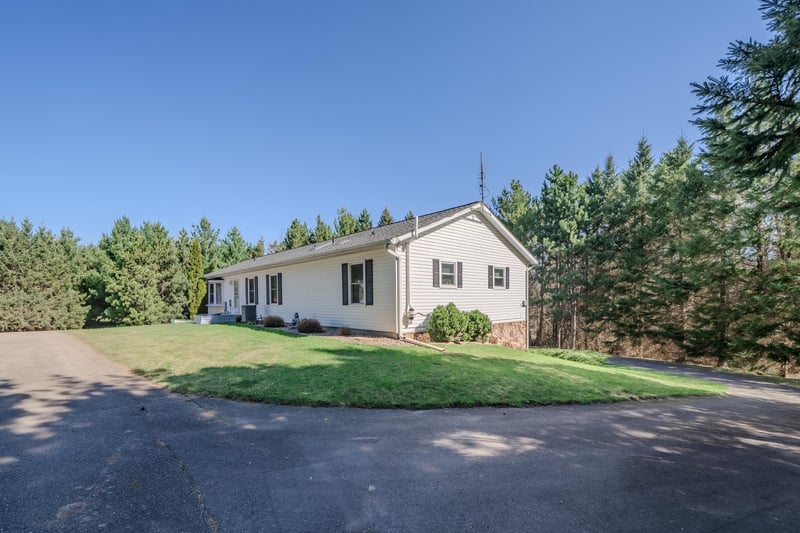 23600 335th Ave, Swanville, MN 56382