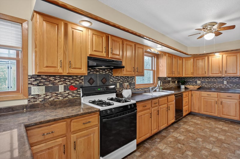 2895 N Lake Miltona Dr NE, Miltona, MN 56354