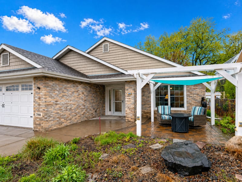 3906 Arthur St NE, Columbia Heights, MN 55421