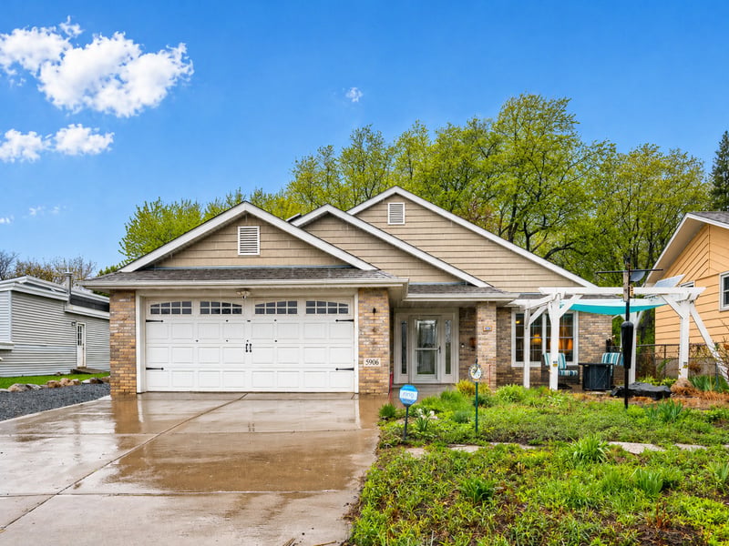 3906 Arthur St NE, Columbia Heights, MN 55421