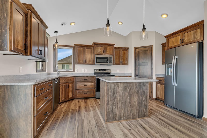 2000 Sandstone Loop N, Sartell, MN 56377