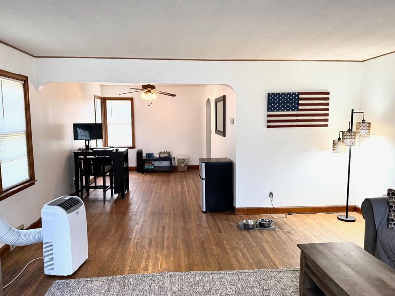 406 3rd St NE, Roseau, MN 56751