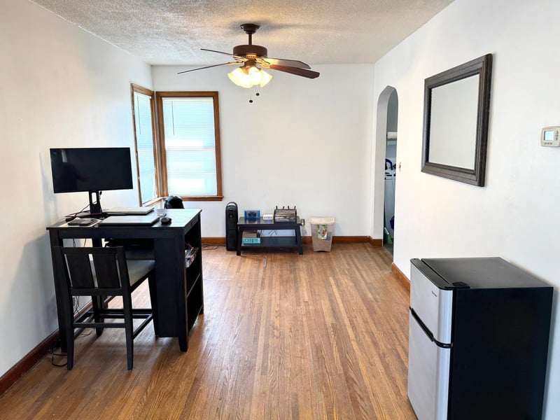 406 3rd St NE, Roseau, MN 56751